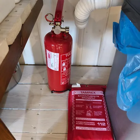 Family Vacation, 2 Bedroom House - Red House * Loupollu