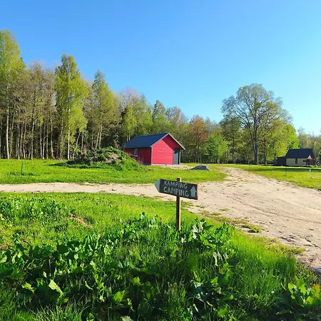 Family Vacation, 2 Bedroom House - Red House Holiday home *
