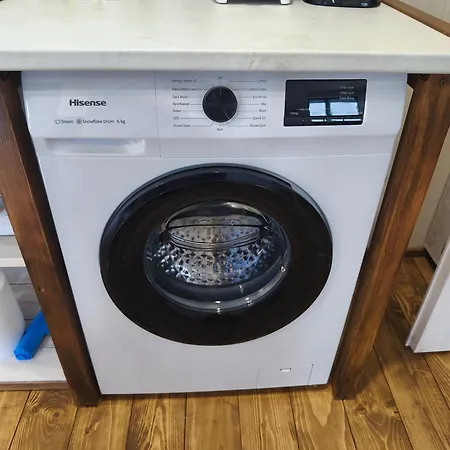 Family Vacation, 2 Bedroom House - Red House Σπίτι διακοπών Loupollu