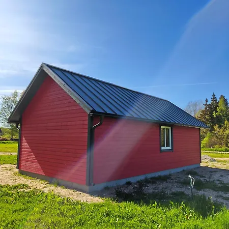 Family Vacation, 2 Bedroom House - Red House Holiday home *
