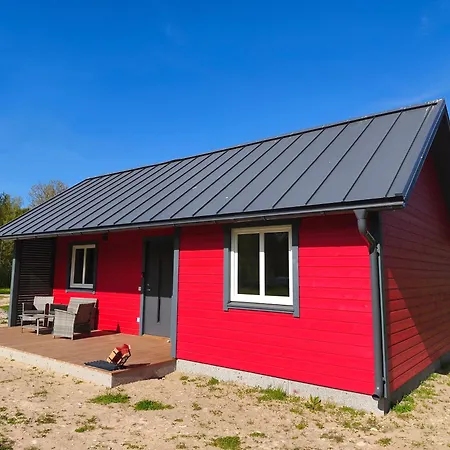 Family Vacation, 2 Bedroom House - Red House Loupollu