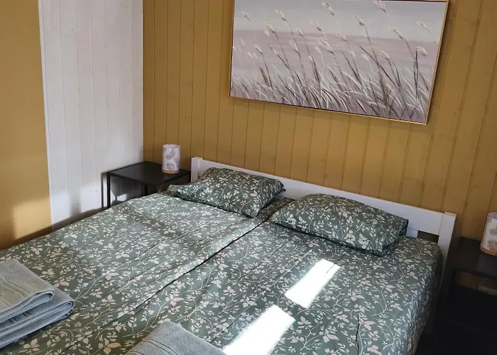 度假居 Family Vacation, 2 Bedroom House - Red House