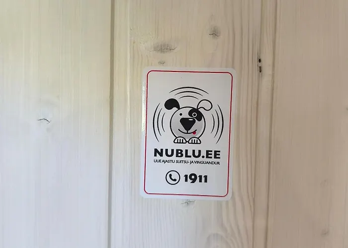 Family Vacation, 2 Bedroom House - Red House *