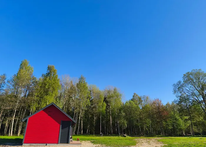 Family Vacation, 2 Bedroom House - Red House Holiday home