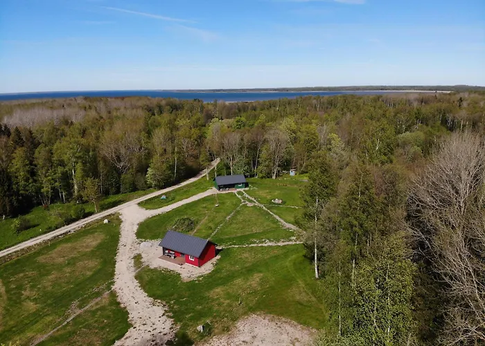 Family Vacation, 2 Bedroom House - Red House