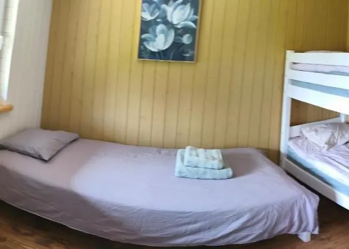 Family Vacation, 2 Bedroom House - Red House * Loupollu